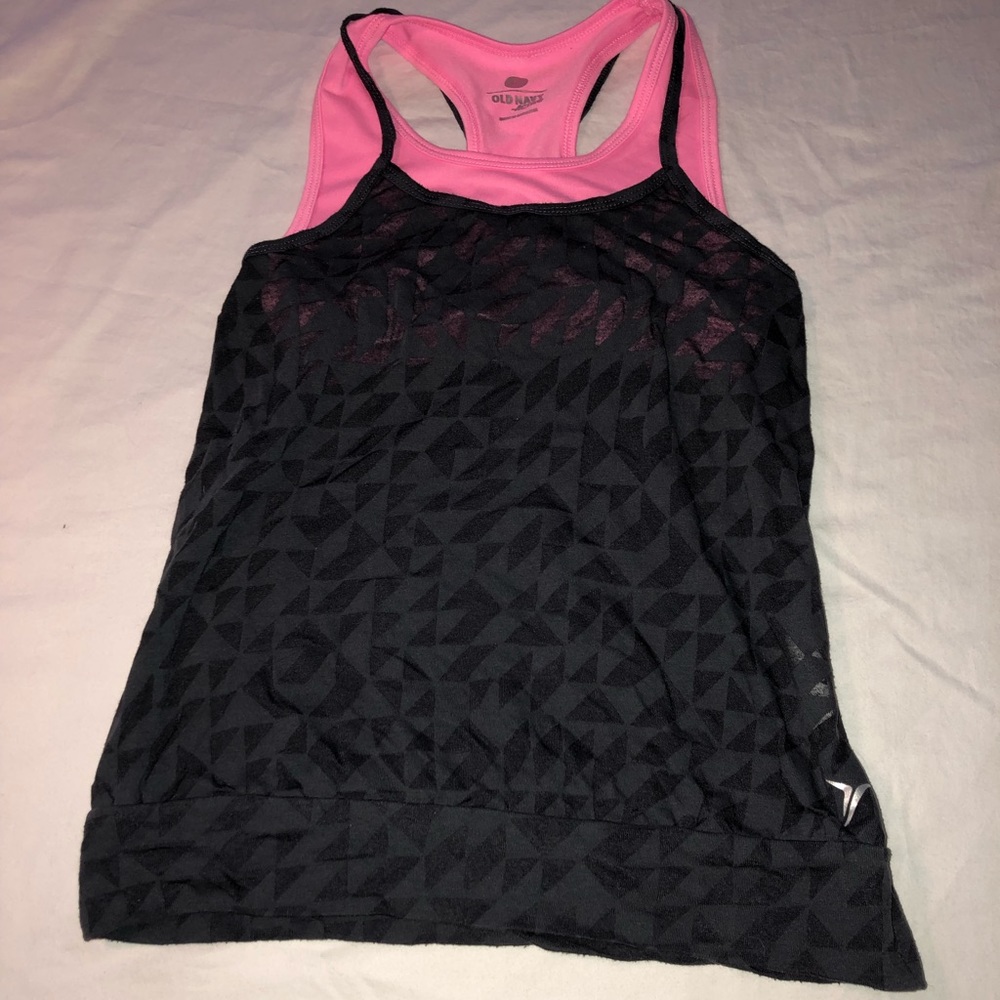 Old navy athletic wear w/built in bra. Girls size medium.
